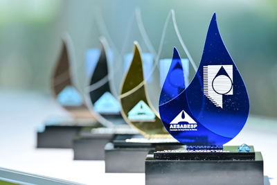 002 CONAUT é reconhecida com o Prêmio Destaque FENASAN 2025 - Conaut